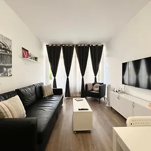 https://precioso-apartamento-con-piscina-a-1-de-la-playa.in-canary-islands.com